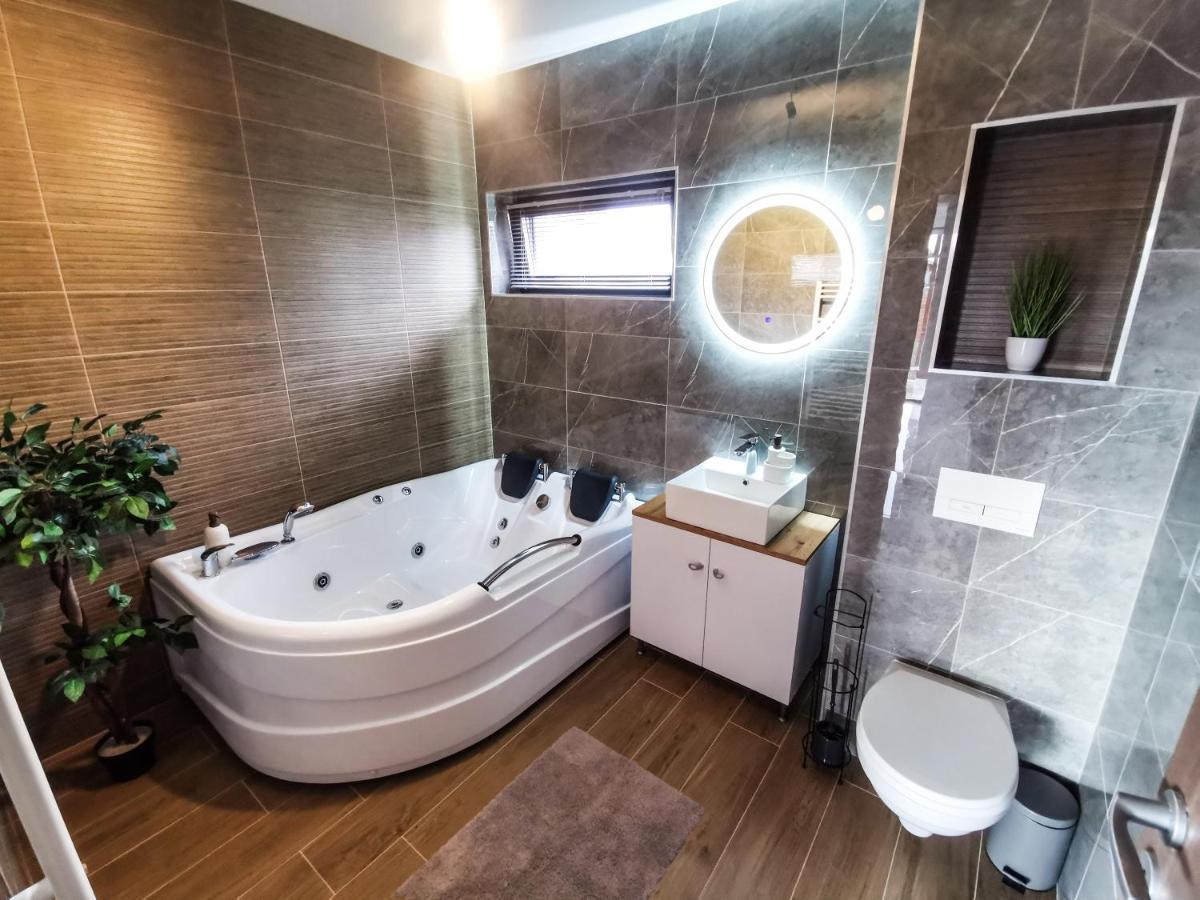 Nova House Apartments Delnita  Екстериор снимка